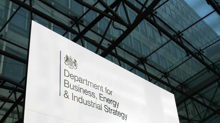 IChemE's Research Committee welcomes UK Government's R&D Roadmap