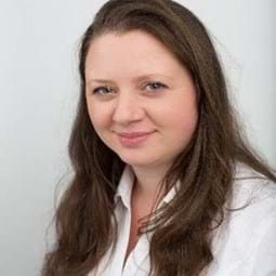 Carolyn Nicholls