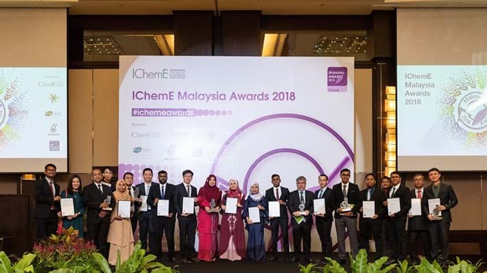 HRH Tuanku Zara Salim presents Awards to outstanding young chemical engineers in Malaysia 
