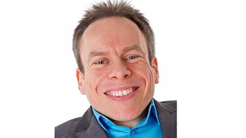 Star of film and television Warwick Davis to host the IChemE Global Awards 2019