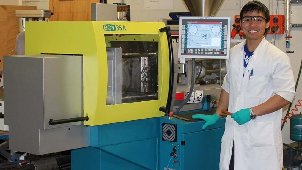 Chemical engineer Aaron Low awarded the Earle Travel Fellowship