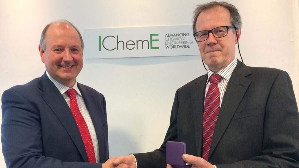 Rob Best recognised for exceptional service to IChemE