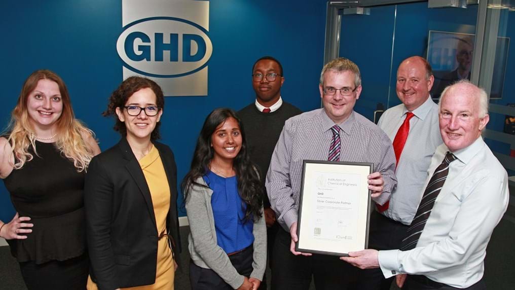 GHD recognised for championing professionally-qualified engineers with Silver award