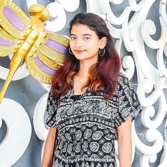 Simran Effricia