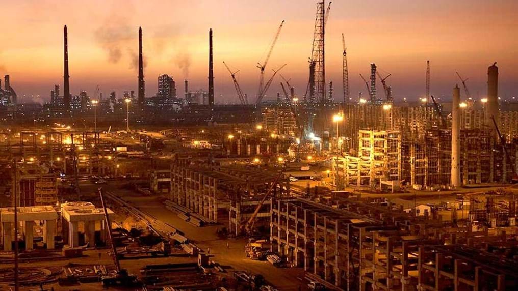 Day 315: The world’s biggest oil refinery