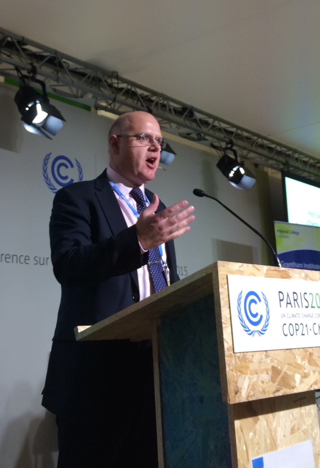 Stef Simons, Energy Centre Chair, speaking at COP21