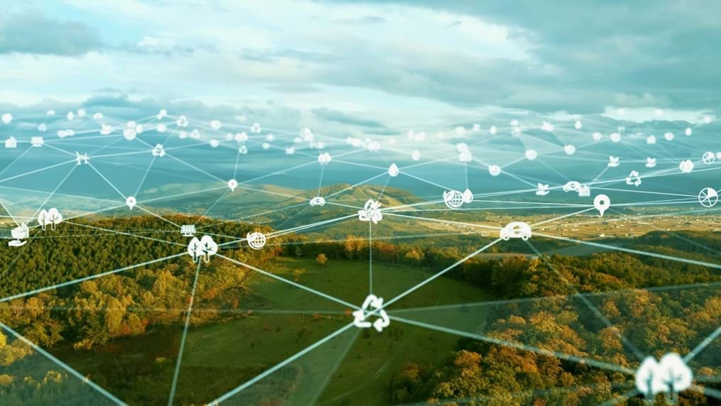 Guest blog: How digitalisation can aid decarbonisation of manufacturing and supply chains