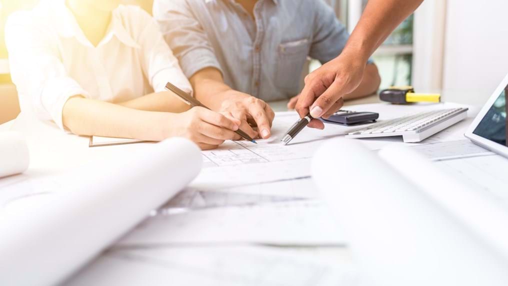 IChemE partners with Astutis to expand access to process safety training