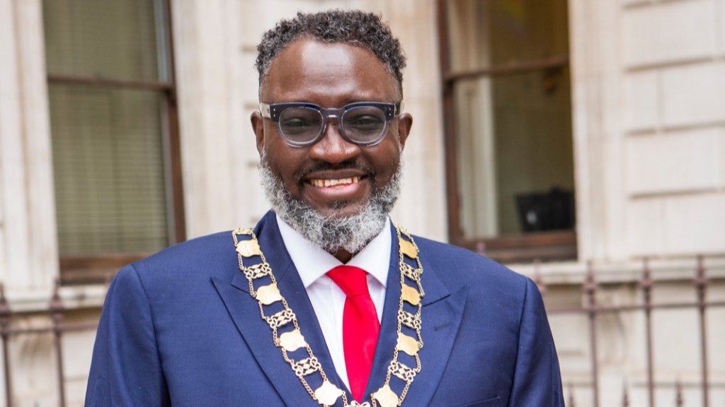 IChemE President Dr Ollie Folayan launches new inquiry into the five forces shaping chemical engineering