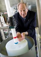 Australian PM awards chemical engineering innovation